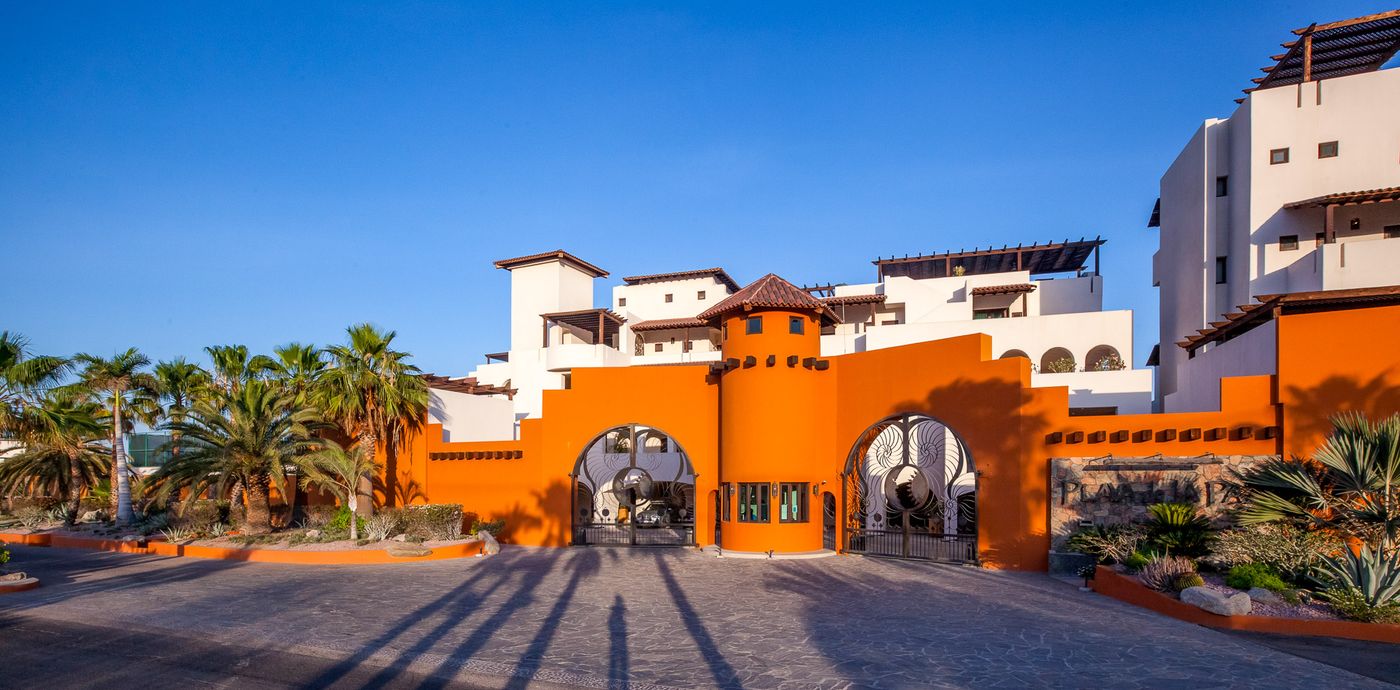 Arco de entrada del conjunto Playa de La Paz