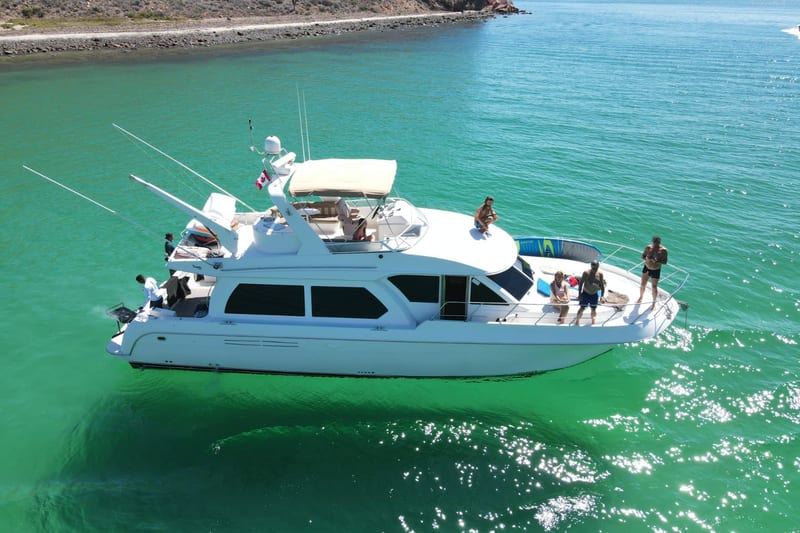 Yate de 51 pies a Espíritu Santo y Balandra